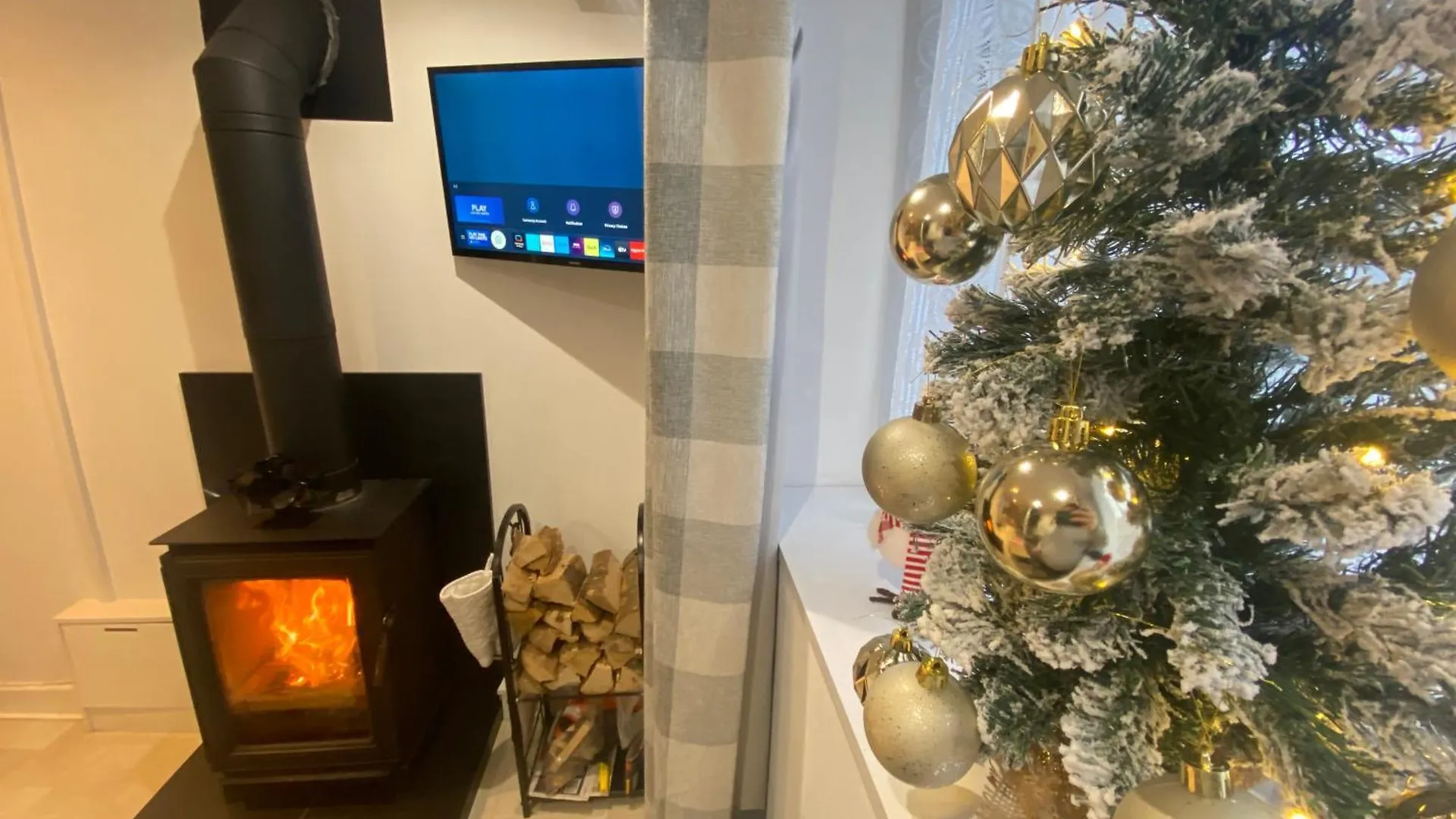 Holiday home Cardiff Coach House With Hot Tub & Log Fire Villa