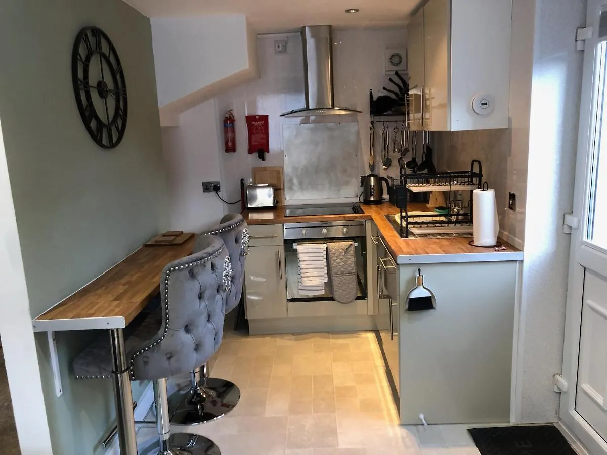 Holiday home Cardiff Coach House With Hot Tub & Log Fire Villa